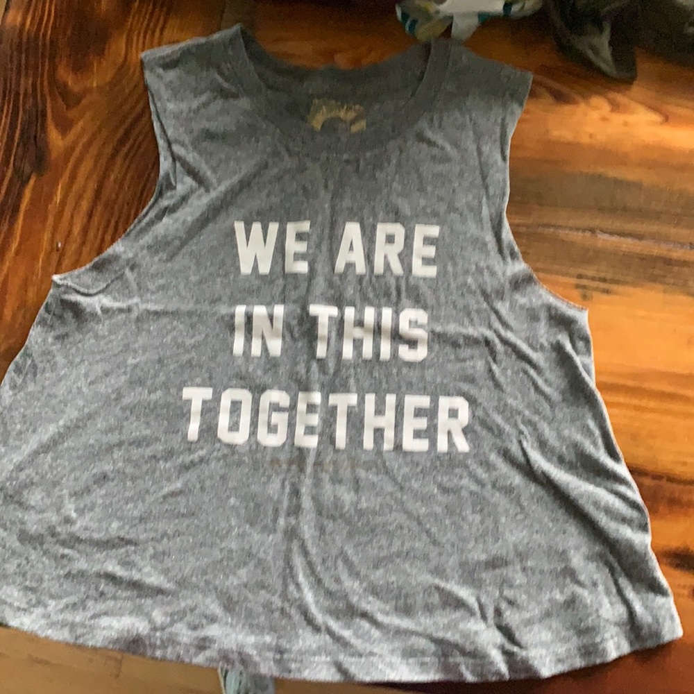 Spiritual gangster cropped flowy tank, size xs